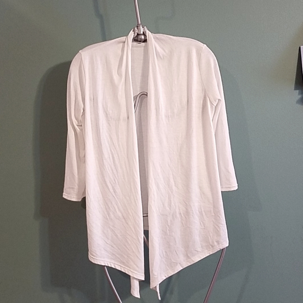 White 3/4 sleeve cardigan